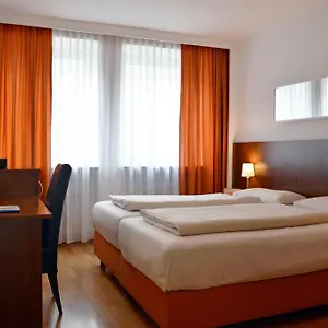 3* ホテル イタリア