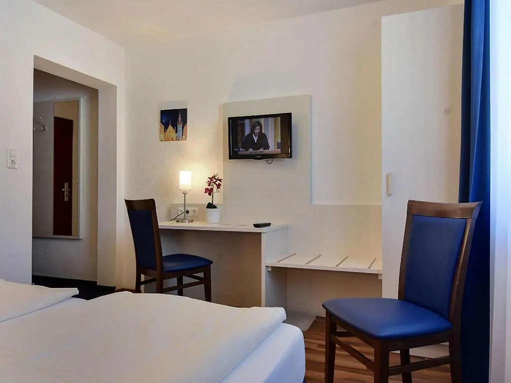 Hotel Olympia Munich